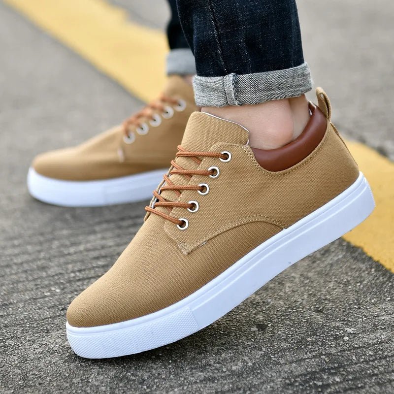 Fashionable Casual Sneakers Made of Canvas - Vallum